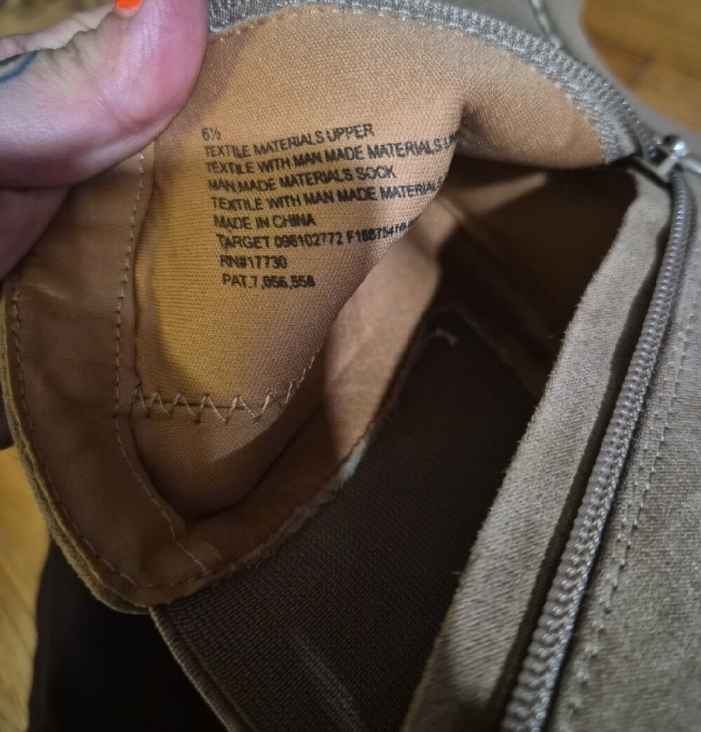 Universal Thread Booties - Picture 8 of 8